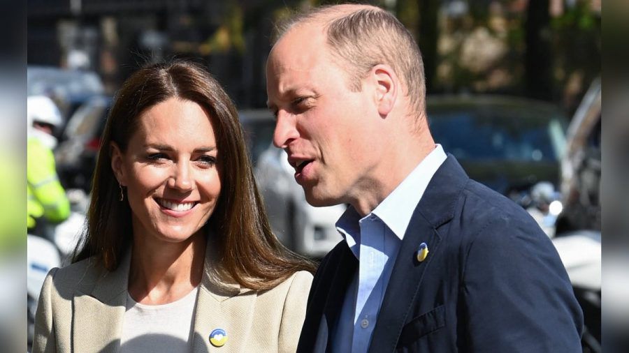 Am Geburtstag der Queen besuchten Kate und William das Disasters Emergency Committee in London. (tae/spot)