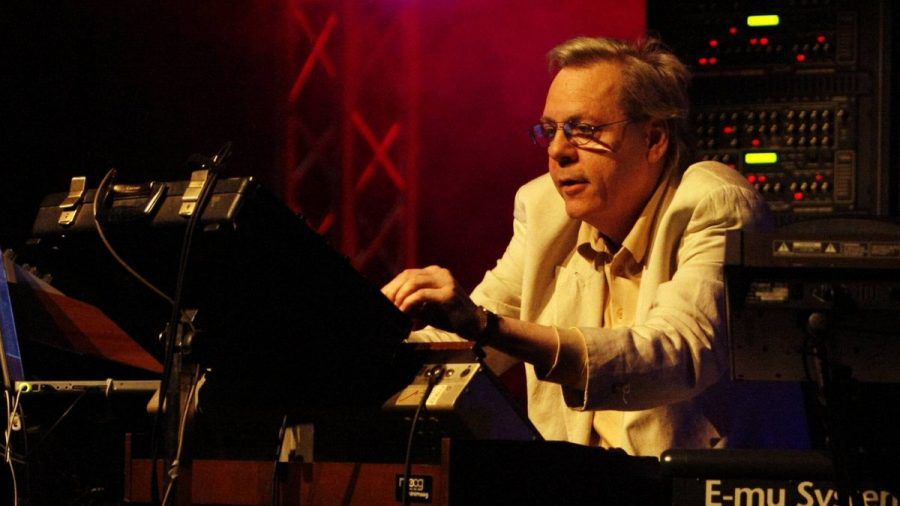 Klaus Schulze begeisterte mit seinen Synthesizer-Tracks. (jom/spot)