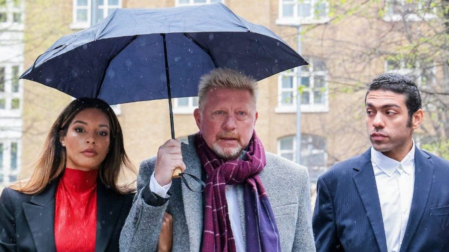 Boris Becker mit Freundin Lilian de Carvalho Monteiro und Sohn Noah Becker auf dem Weg zum Gericht in London