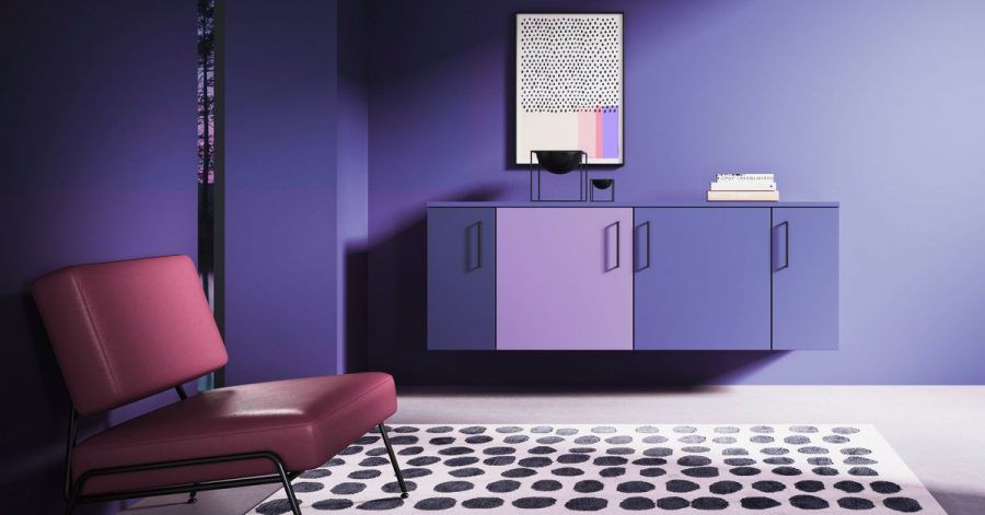 Die Trendfarbe Lila nutzt Cabinet für fast die gesamte Einrichtung des Wohnraums. Als Akzentfarbe an der Wand und als Statement-Farbe auf lackierten Möbelstücken.