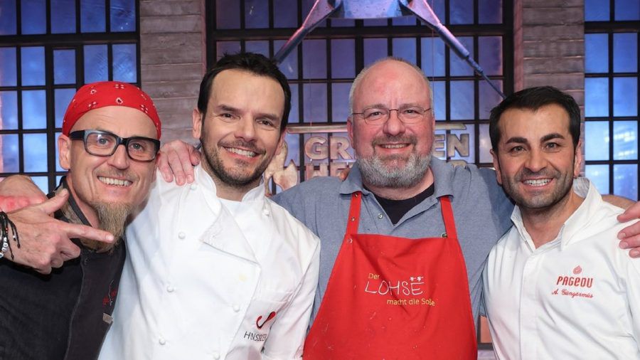 "Grill den Henssler" (v.l.n.r.): Ralf Zacherl, Steffen Henssler, Christian Lohse und Ali Güngörmüş. (amw/spot)