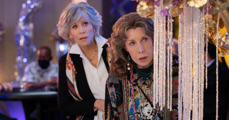 Die Schauspielerinnen Jane Fonda (Grace, l), und Lily Tomlin (Frankie, r) sind beste Freundinnen.