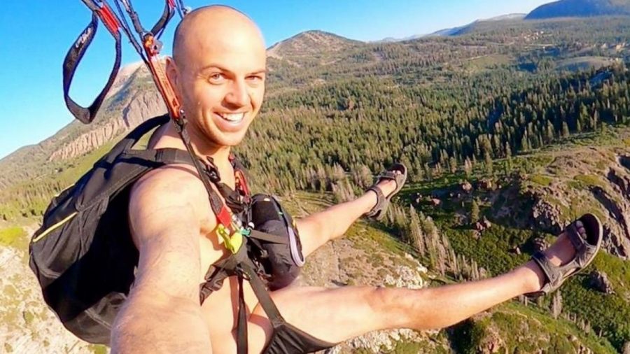 Trevor Jacob macht ein Selfie aus der Luft
