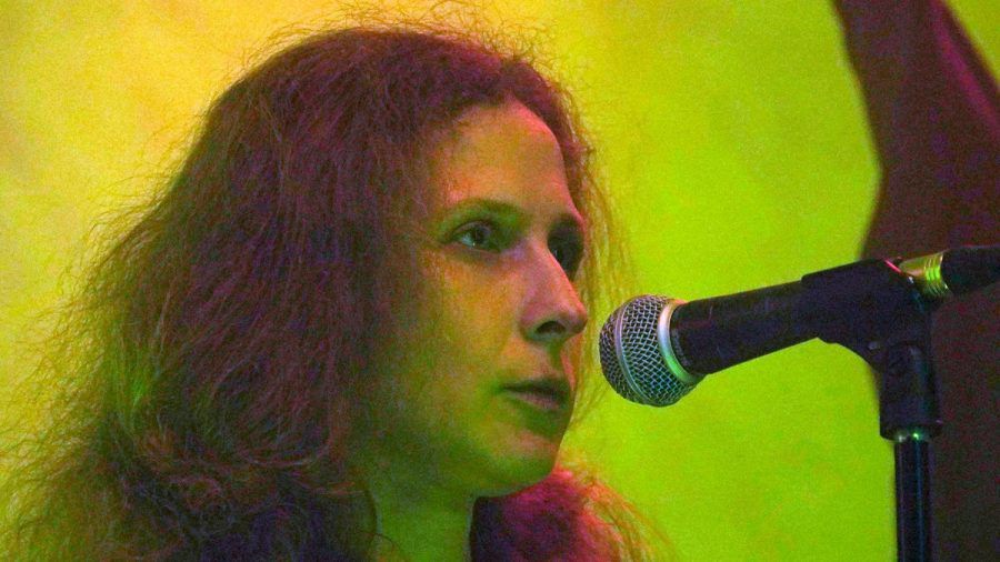 Pussy-Riot-Frontfrau Maria Aljochina beim Auftakt-Konzert in Berlin. (dr/spot)