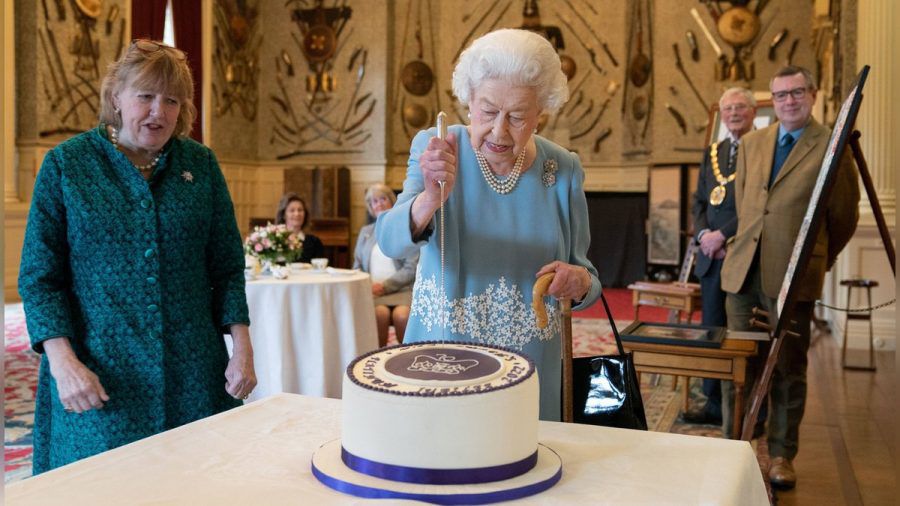 Queen Elizabeth II. hat nun einen offiziellen Pudding zu ihrem Thronjubiläum. (dr/spot)