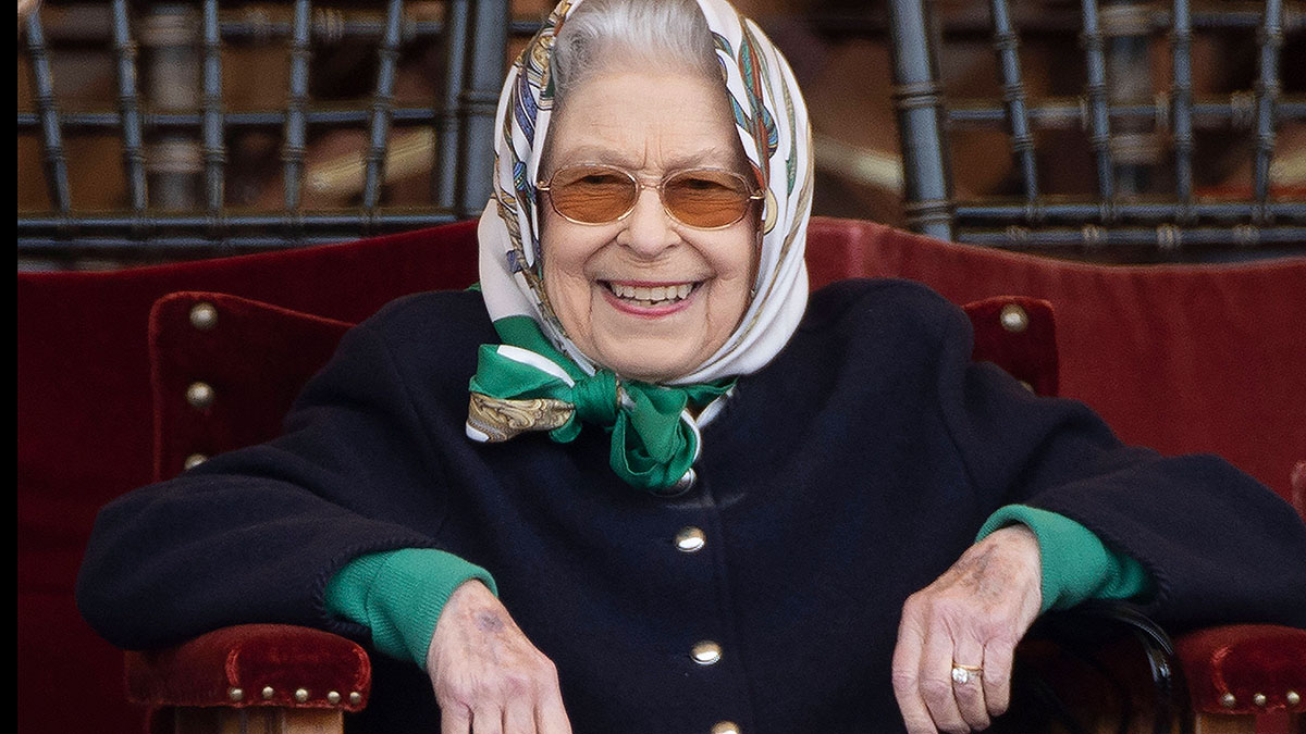 Queen Elizabeth im gemütlichen Entspannungs-Outfit