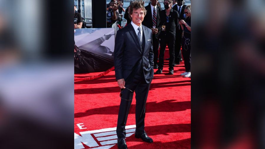 Tom Cruise strahlt bei der Premiere von "Top Gun: Maverick" in San Diego. (eee/spot)