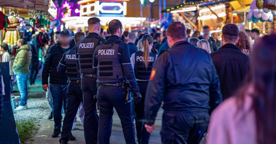 Am Samstagabend wurde ein 40-Jähriger bei einer Kirmes erschossen.