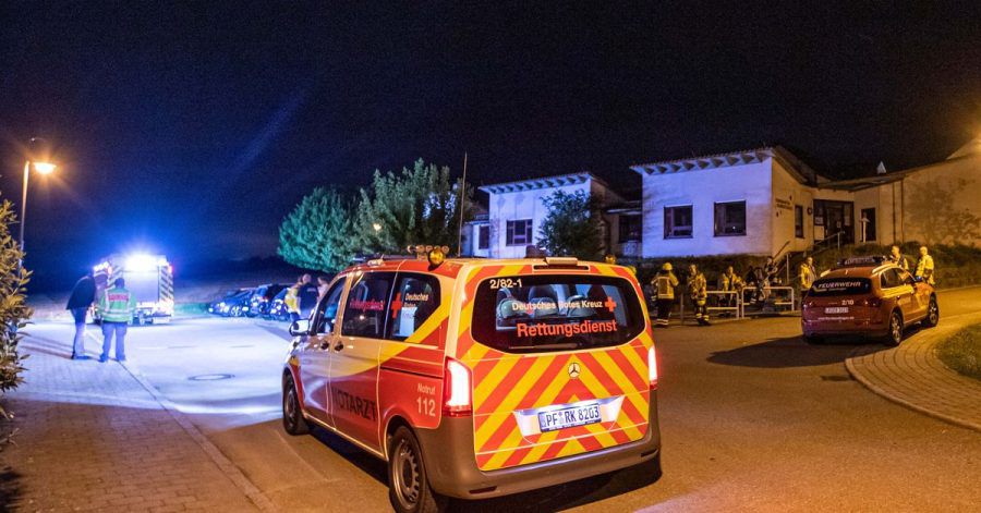 Ein Fahrzeug des Rettungsdienstes in Eberdingen.