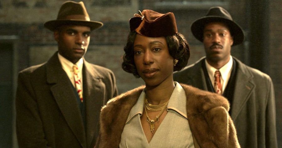 Nikki Amuka-Bird (M) als Violet in einer Szene des Films "The Outfit - Verbrechen nach Maß".