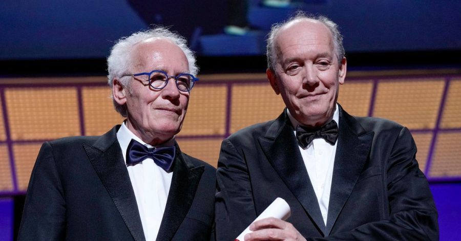 Besondere Auszeichnung: Die Brüder Jean-Pierre Dardenne (l) und Luc Dardenne nehmen den Preis zum 75-jährigen Jubiläum für den Film «Tori und Lokia» entgegen.