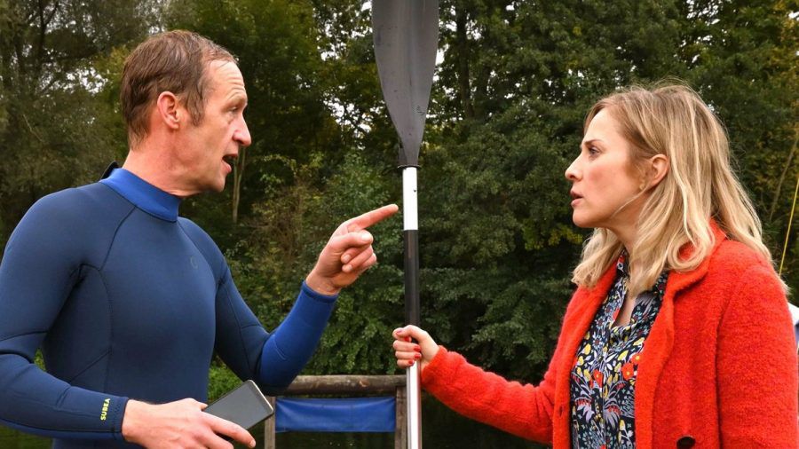 "Neben der Spur ist auch ein Weg": Linda (Marlene Morreis) und Fritz (Stephan Kampwirth) haben sich auseinandergelebt. (cg/spot)