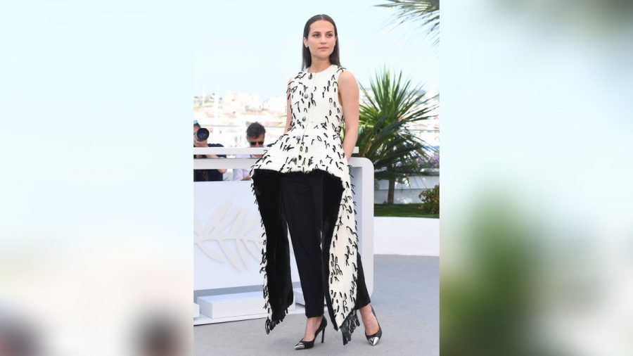 Alicia Vikander (33) ist im vergangenen Jahr zum ersten Mal Mutter geworden. (jk/spot)