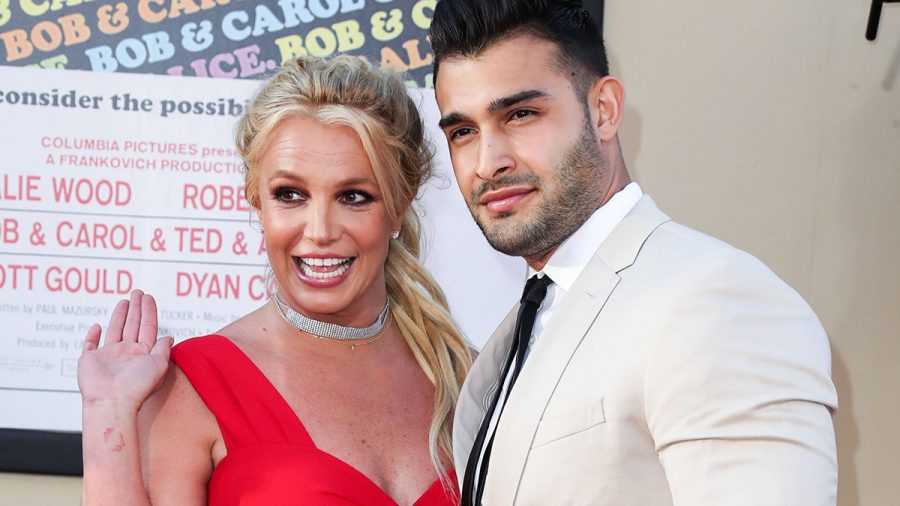 Britney Spears und Sam Ashgari auf dem roten Teppich