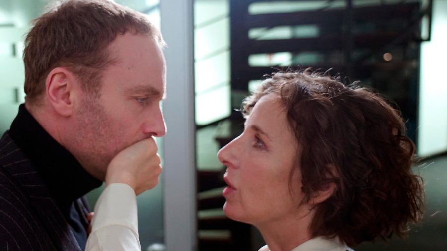 "Tatort: Das Mädchen, das allein nach Haus' geht": Ihr letzter gemeinsamer Fall stellt Robert Karow (Mark Waschke) und Nina Rubin (Meret Becker) vor ungeahnte Herausforderungen. (cg/spot)