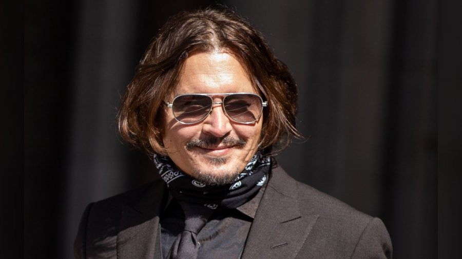 Johnny Depp blickt momentan in eine strahlende Zukunft. (mia/spot)