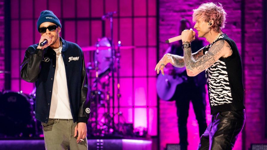Pete Davidson und Machine Gun Kelly beim "Netflix Is a Joke"-Festival. (jom/spot)