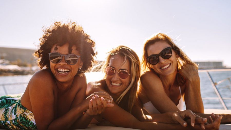 Jeder Gesichtsform steht eine andere Sonnenbrille besser. (ncz/spot)