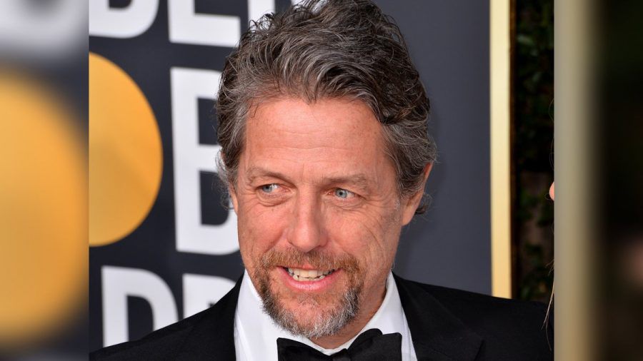 Ein bisschen mehr Bart wird Hugh Grant als Zeus womöglich schon brauchen... (hub/spot)