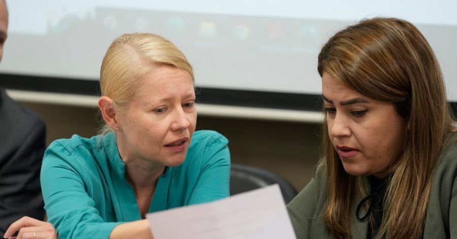 Anne Maja Reiniger-Egler aus Deutschland sucht nach ihret 10-jährige Tochter Clara Magdalena Egler in Paraguay.
