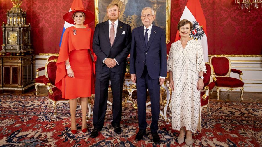 Königin Máxima nebst Gatten Willem Alexander, Alexander Van der Bellen und Doris Schmidauer (v.l.n.r.) in der Wiener Hofburg. (dr/spot)