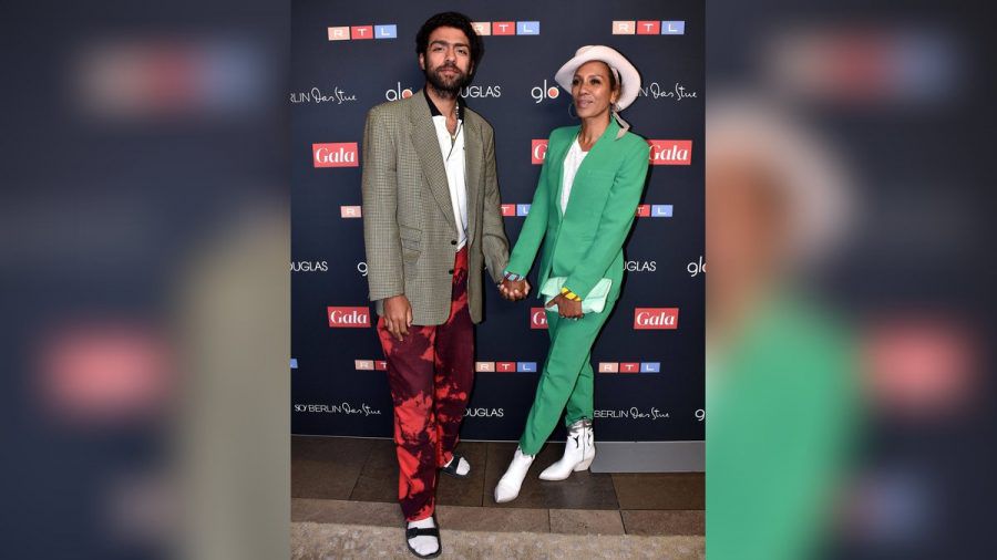 Noah Becker und seine Mutter Barbara Becker bei der RTL-Launchparty für die neue Lifestyle-Sendung "Gala" in Berlin. (hub/spot)
