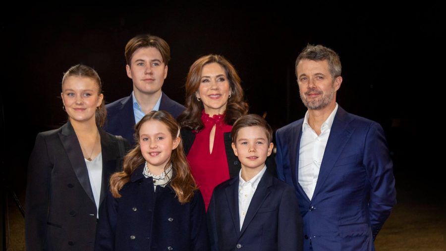 Frederik von Dänemark mit seiner Familie bei einem gemeinsamen Auftritt. (hub/spot)