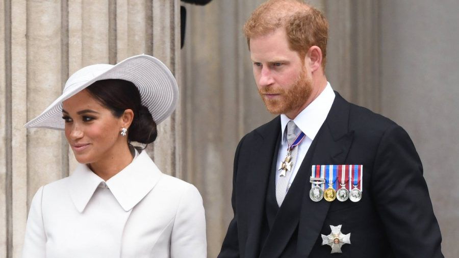 Herzogin Meghan und Prinz Harry besuchten den Dankgottesdienst für die Queen in der St.-Pauls-Kathedrale. (tae/spot)