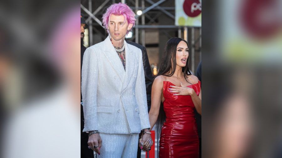 Machine Gun Kelly und Megan Fox bei der Premiere ihres Films "Taurus". (ntr/spot)