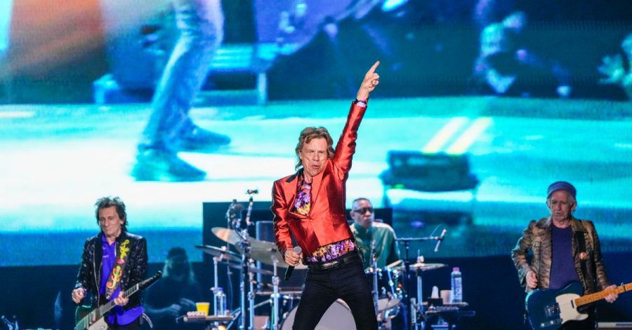Mick Jagger (M), Ronnie Wood (l) und Keith Richards rockten die Bühne in Madrid.