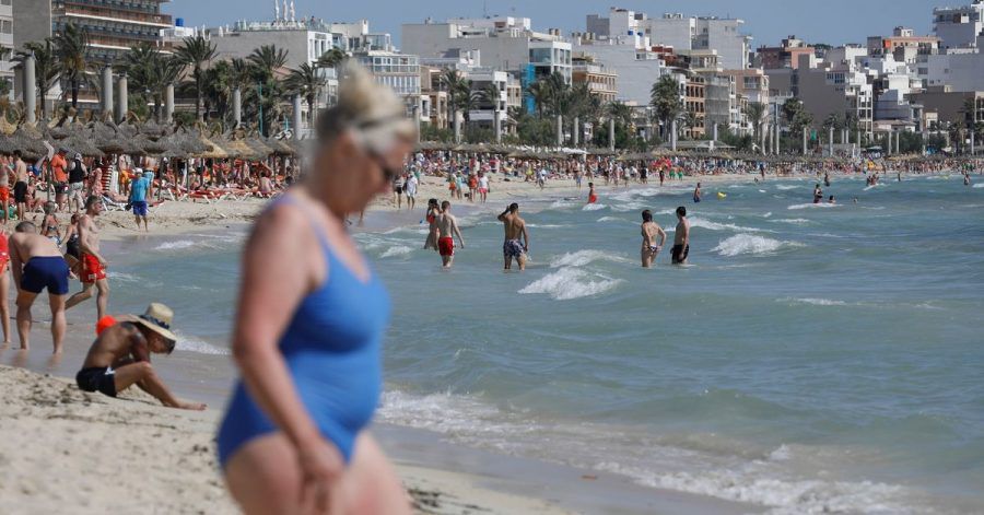 Strand von Arenal: Auf Mallorca scheint es fast so, als hätte es nie einen Corona-Stillstand gegeben.