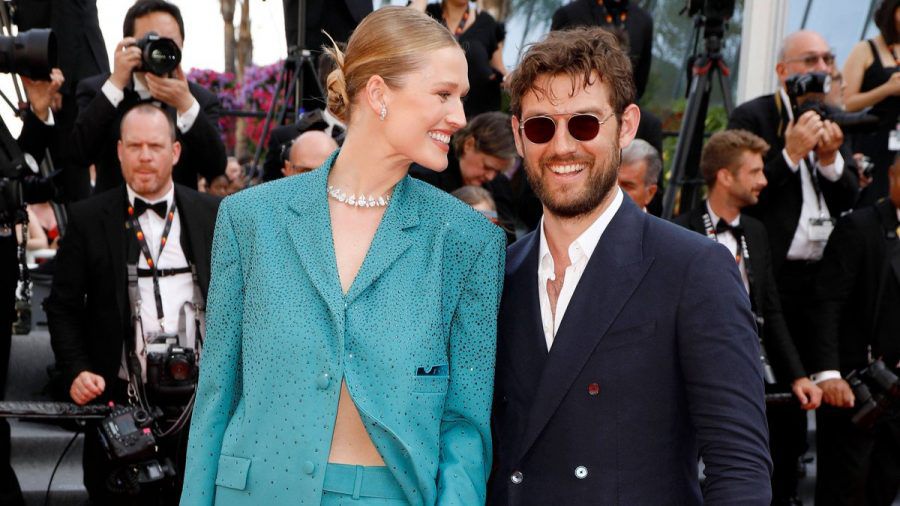 Toni Garrn und Alex Pettyfer sind seit 2019 ein Paar. (eee/spot)