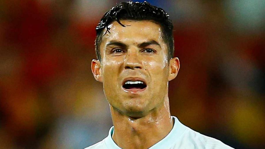 Ronaldos Bugatti kracht in Hauswand