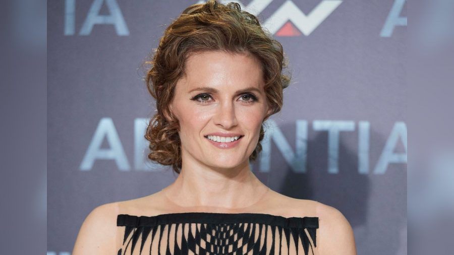 Stana Katić im Glück. (smi/spot)