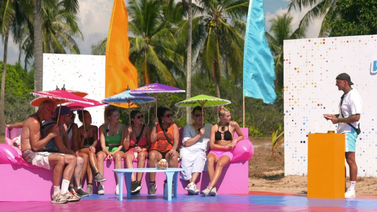 Alle Kandidaten von Kampf der Realitytstars beim Bestrafungsspiel.