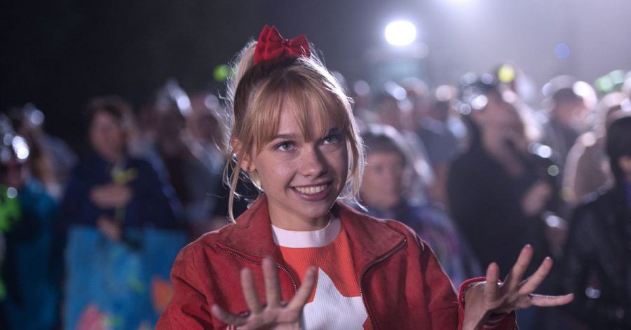 Bibi (Katharina Hirschberg)! Und wo ist Tina?
