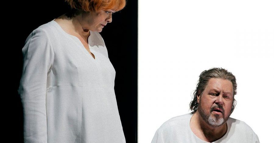 Stephen Gould (Tristan) und Catherine Foster (Isolde) in der Bayreuther Neuinszenierung.