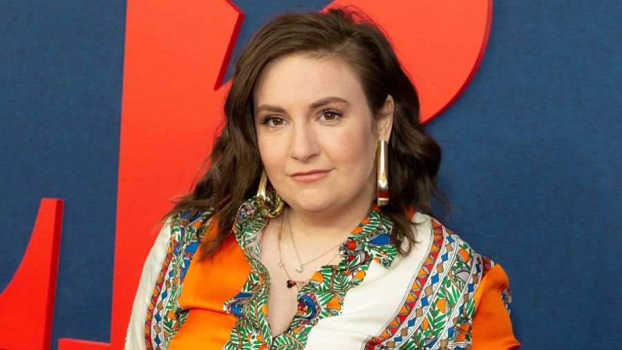 Lena Dunham liebt ihren Körper. (tae/spot)