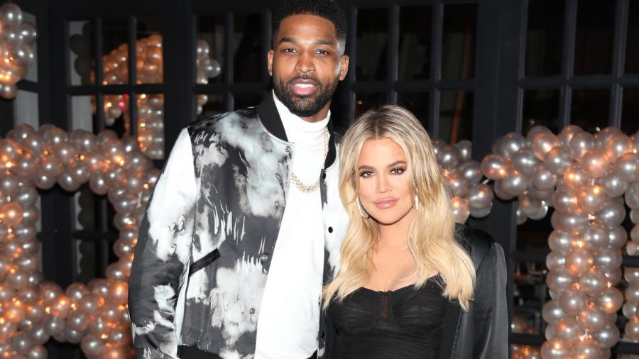 Tristan Thompson und Khloé Kardashian auf einer Party. (mia/spot)