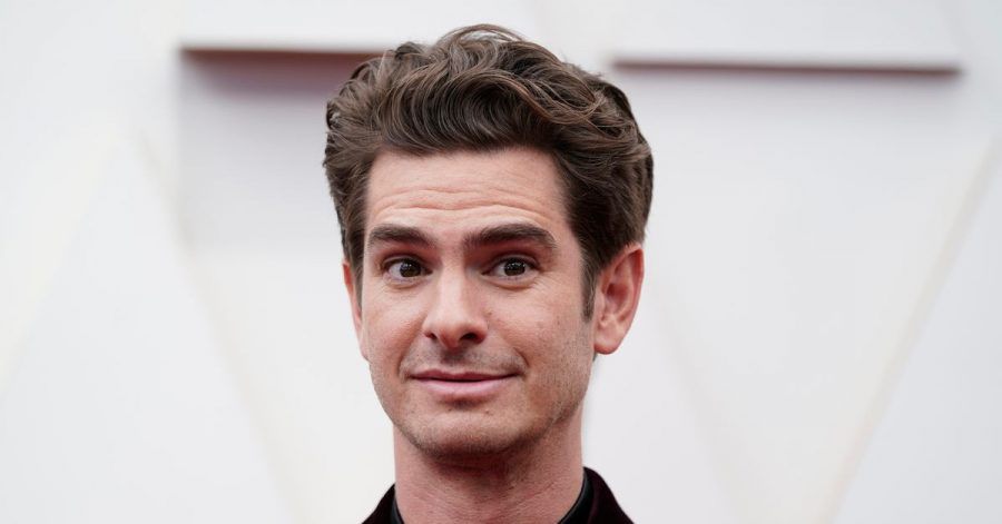 Schauspieler Andrew Garfield könnte bald in die Rolle des Multimilliardärs Richard Branson schlüpfen.