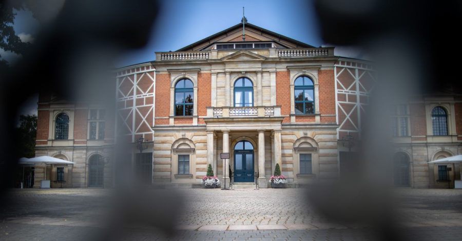 Das Bayreuther Festspielhaus: Wie sieht es hinter den Kulissen aus?