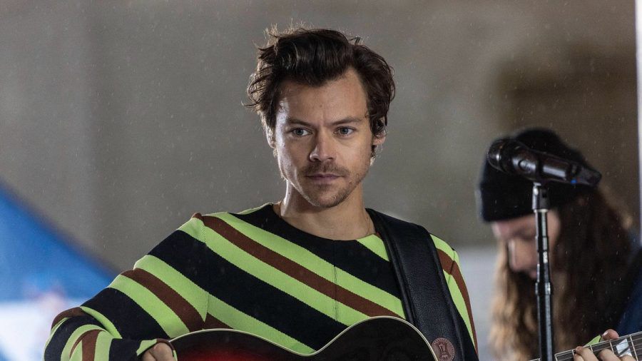 Harry Styles hat sein Konzert in Kopenhagen nach der tödlichen Schießerei in einem Einkaufszentrum abgesagt. (ili/spot)