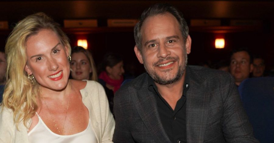 Das Schauspieler-Paar Saskia de Tschaschell und Moritz Bleibtreu hat geheiratet.