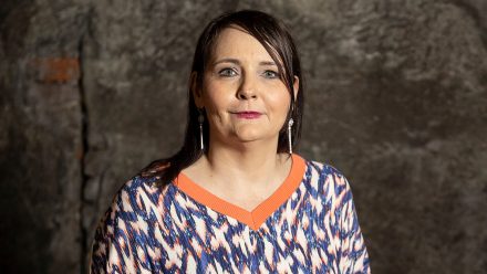 Helena Fürst blickt in die KAmera
