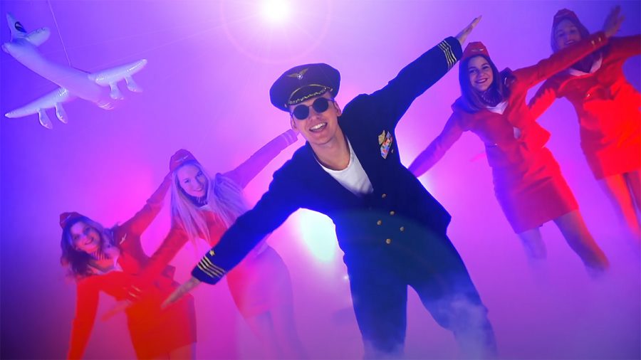 Julian Sommer Dicht im Flieger