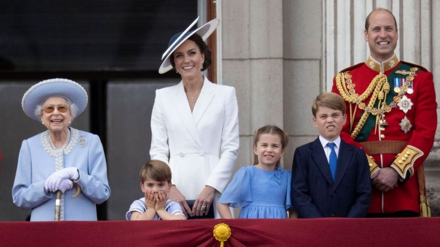 Kate Middleton Prinz William George Charlotte Louis Queen Elizabeth