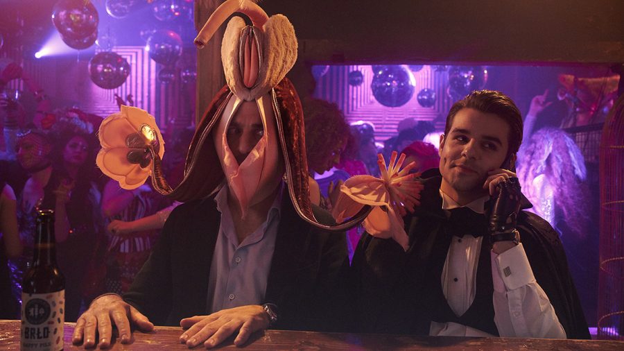 Elyas M'Barek hat sich für seinen neuen Kinofilm mit einem Tabuthema auseinandergesetzt.