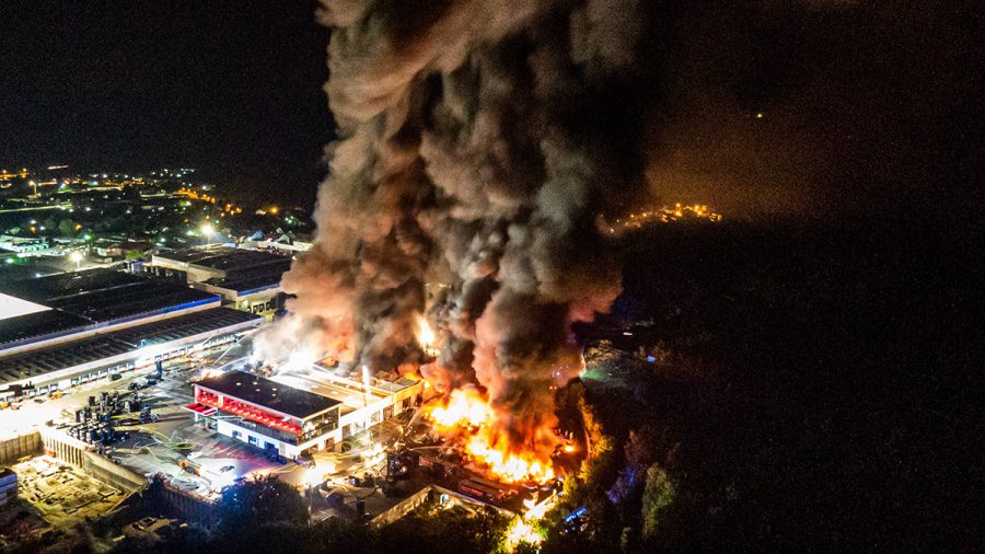 Feuer bei Hochzeit