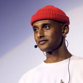 Tedros Teddy Teclebrhan Frau Freundin