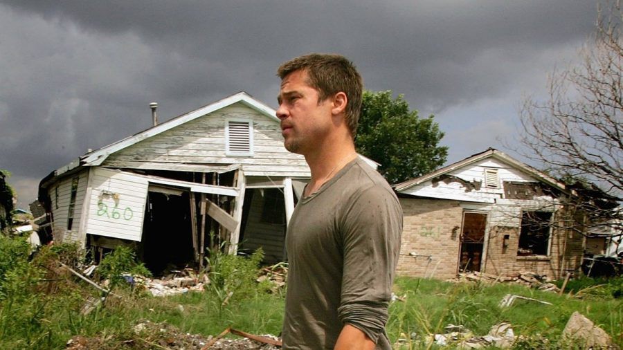Brad Pitt besuchte im Jahr 2006 die von Hurrikan "Katrina" zerstörten Gebiete in New Orleans. (dr/spot)